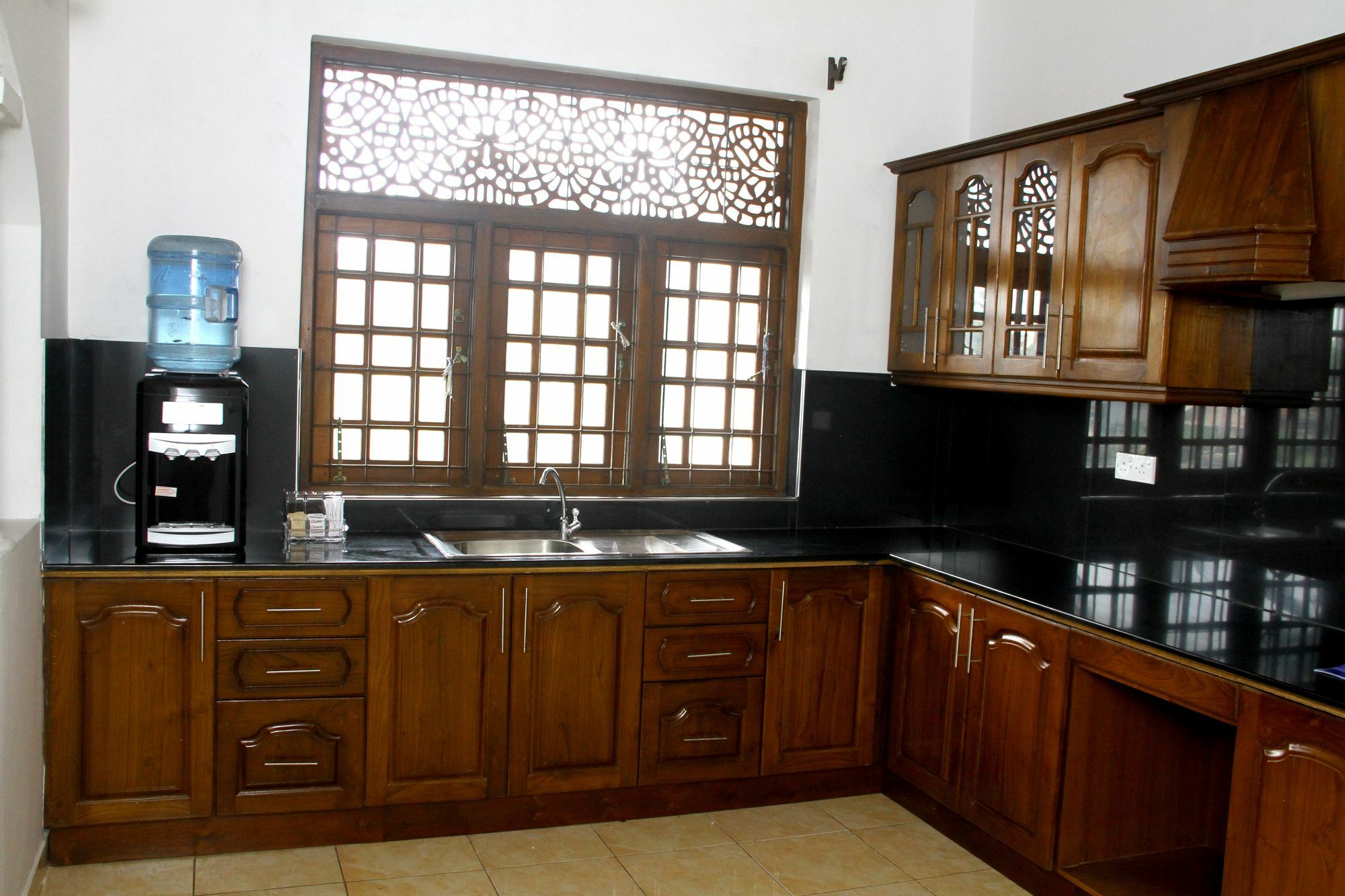 Eos Hostels Ettukala ภายนอก รูปภาพ